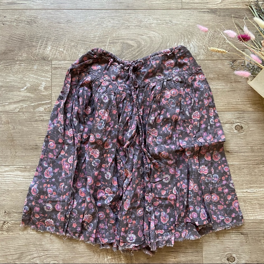 American Eagle Floral Skirt size S